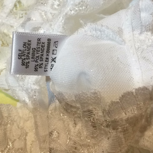 2X White Lace Bra - Picture 3 of 3